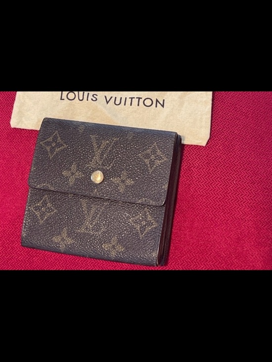 Louis Vuitton Handbags - Louis Vuitton Monogram Medium Size Trifold Wallet